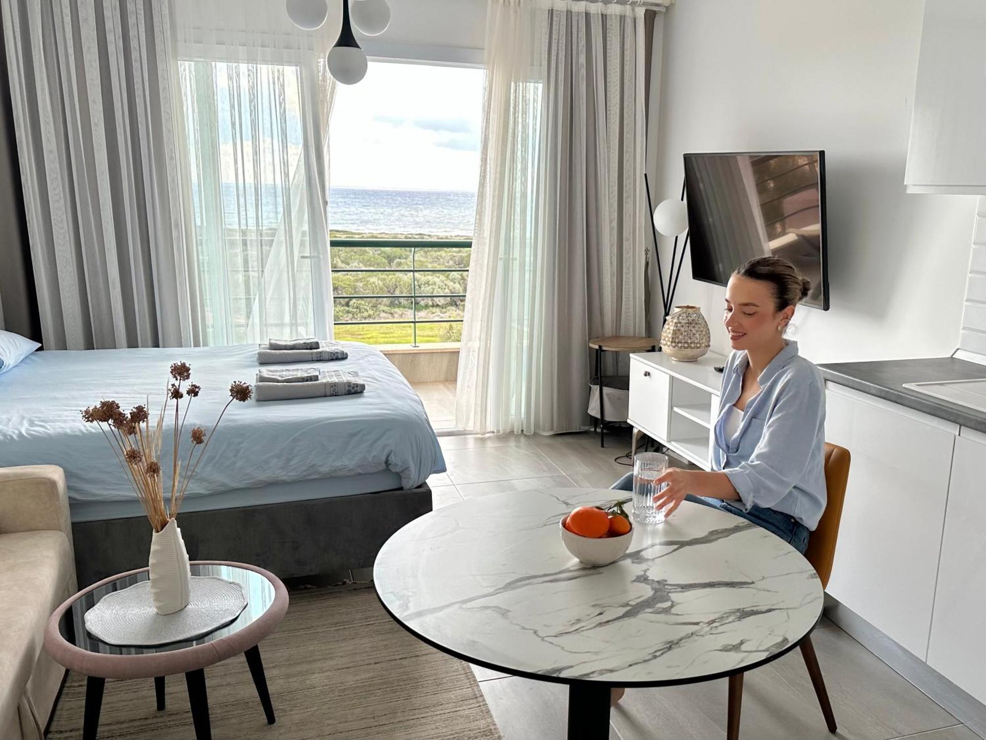 Relaxing Apartaments Near The Sea Vokolidha Exteriör bild